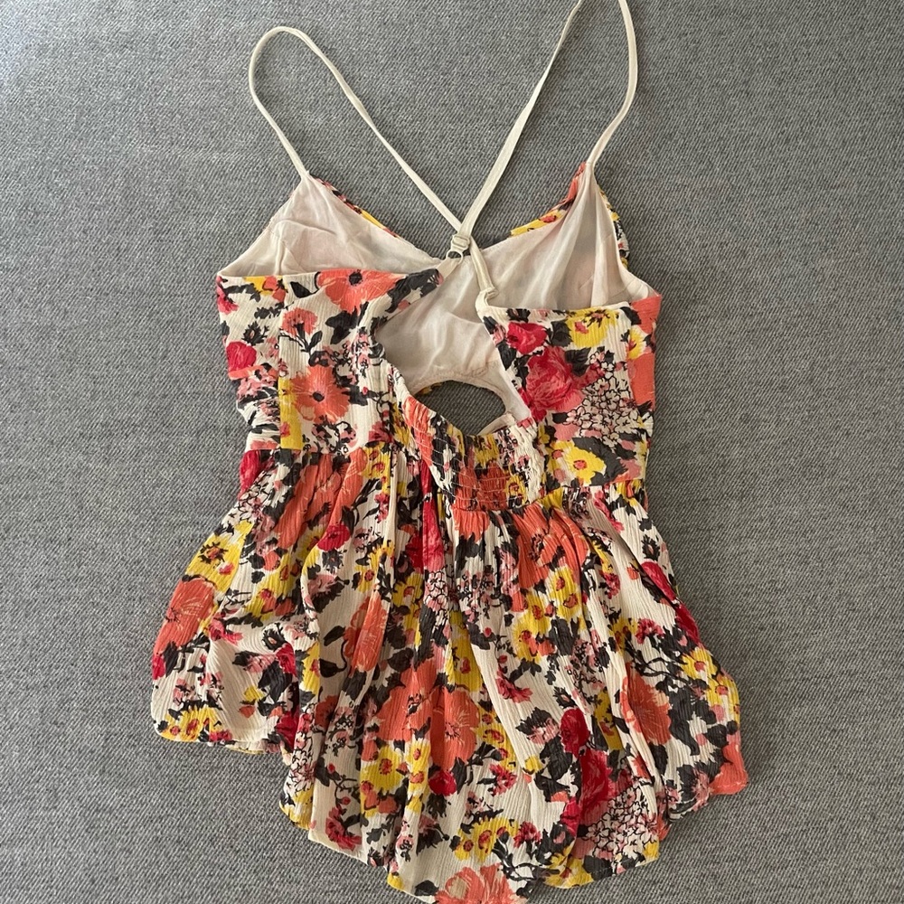 Free People Flower 🌸💐🌷🌼 Camisole Size S Racer Back Tank Top Pink Orange Red